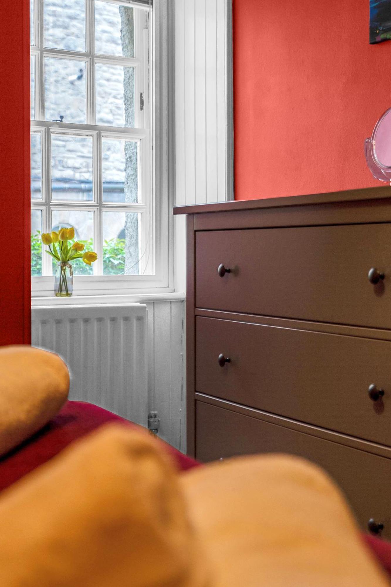 Charming Apartment In The Old Town Edimburgo Exterior foto